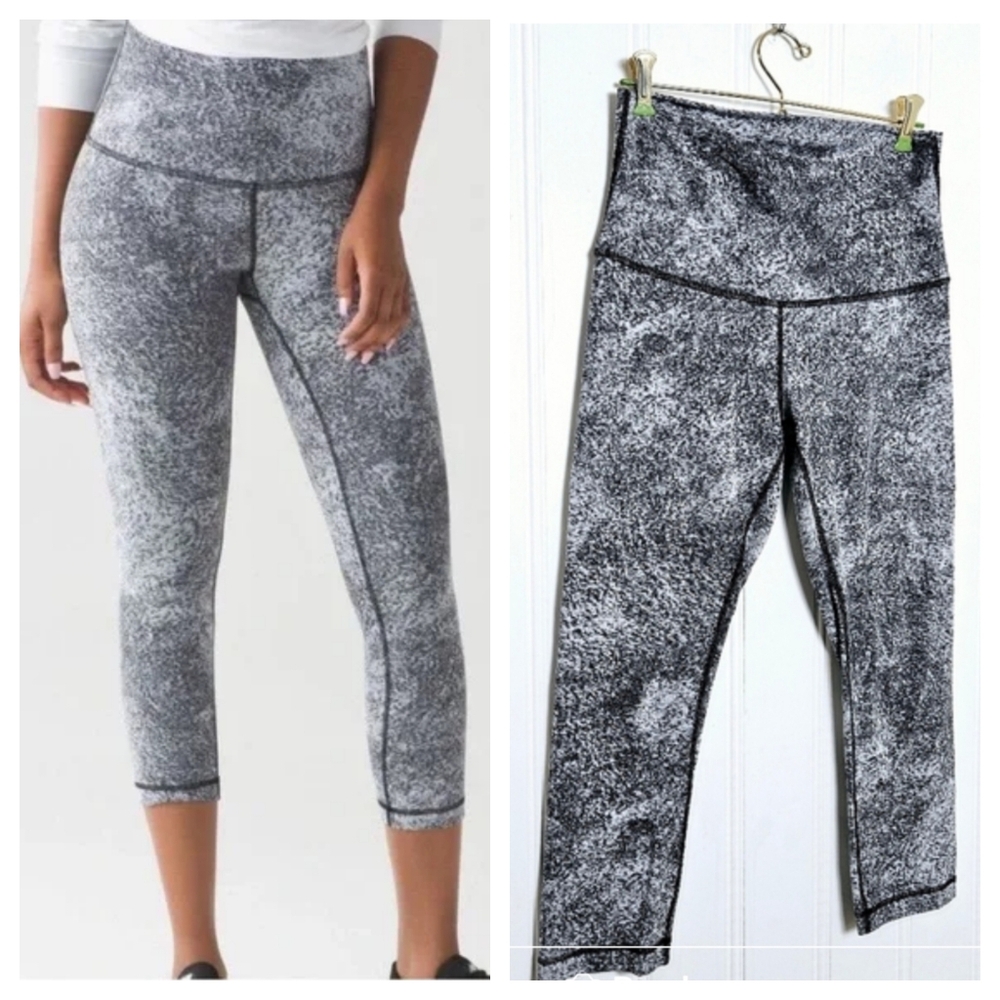 Lululemon Leggings Size 10 Wunder Under HiR Crop Luon Spray Jacquard Black White
